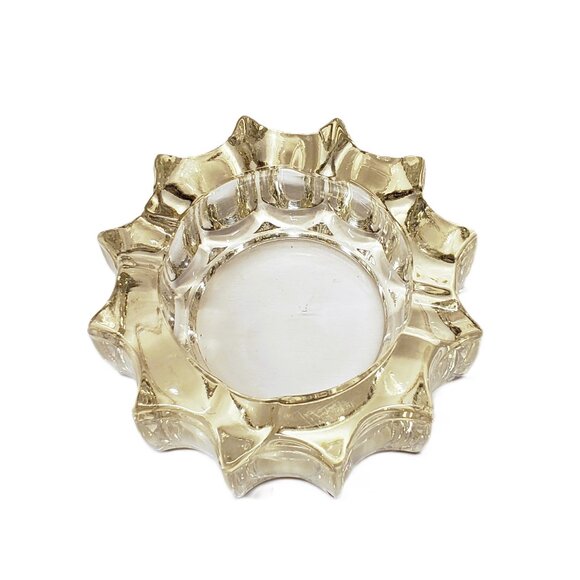 Vintage Heavy MCM Ashtray Starburst Star Pressed Clear Glass 3.75" - Picture 1 of 6